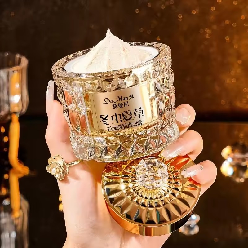 Cordyceps Sinensis Luxury Nobl - đánh giá và giá Luxury Skincare Whitening Cream