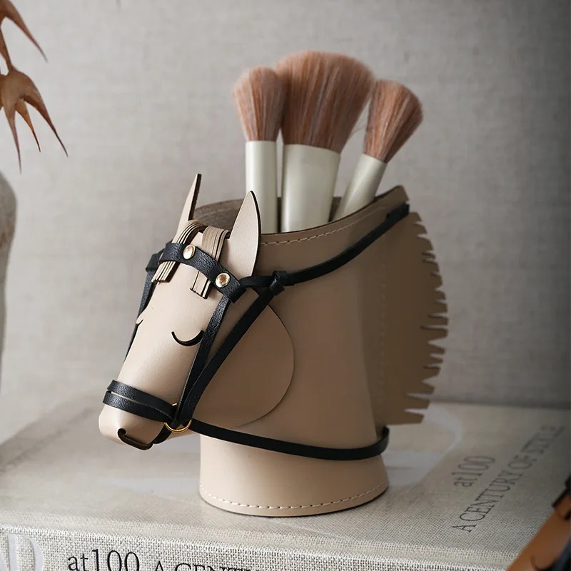 Luxury Leather Horse-head Stor - đánh giá và giá Luxury Skincare Accessories