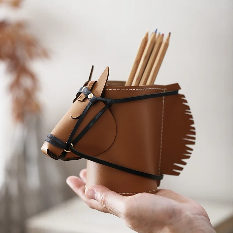 Luxury Leather Horse-head Stor - đánh giá và giá Luxury Skincare Accessories